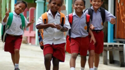 Anak Semangat Masuk Sekolah, Ini Kiat Siapkan Mentalnya Menurut Psikolog