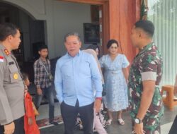 Anggota DPR RI Paolus Hadi Rayakan Natal Bersama Warga Sanggau