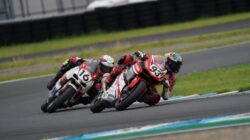 "Aksi pembalap Astra Honda dalam ajang Asia Road Racing Championship (ARRC) (Dok. Astra Honda Motor)"