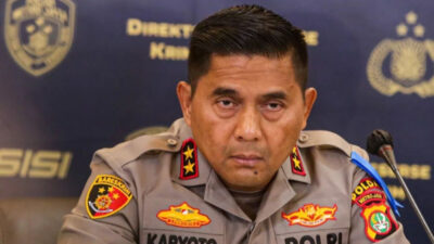 "Irjen Pol Karyoto resmi diangkat sebagai Kabaharkam Polri menggantikan Komjen Pol Fadil Imran. (Dok. Faktakalbar.id)"