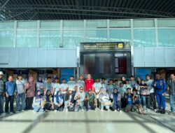 Ikut Turnamen Nasional di Bandung, Tim U-12 SSB Kapuas Khatulistiwa Dilepas Sekum PSSI Kalbar