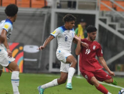 Leicester City Rekrut Wonderkid Chelsea Michael Golding